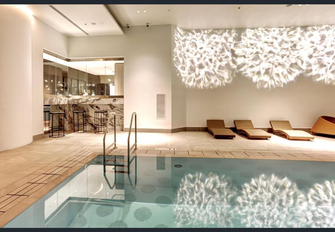 Brisbane Riverfront Oasis 2Bed Panoramic Riverview ภายนอก รูปภาพ